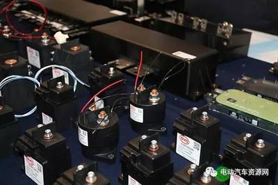 产业链共振 数十家零部件企业齐聚，共绘新能源汽车技术创新蓝图